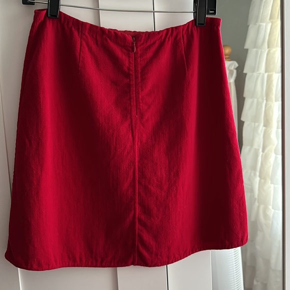 Theory red mini skirt size 4 - Picture 2 of 4